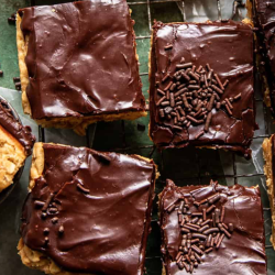 'Lunch Lady' Chocolate Peanut Butter Bars